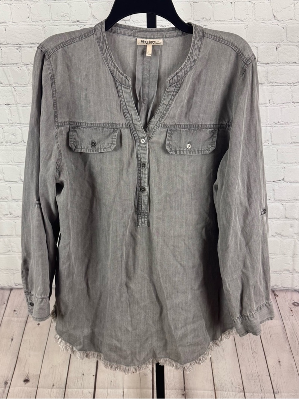 Hester & Orchard Tencel Button Split Neck Fringe Top Gray Size Large